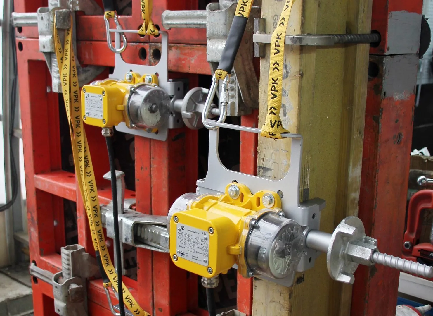 Площадочные электровибраторы в интернет-магазине «Ремикс»