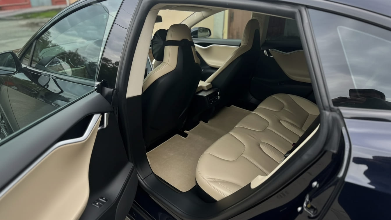 Компания AUTO КОВРИКИ