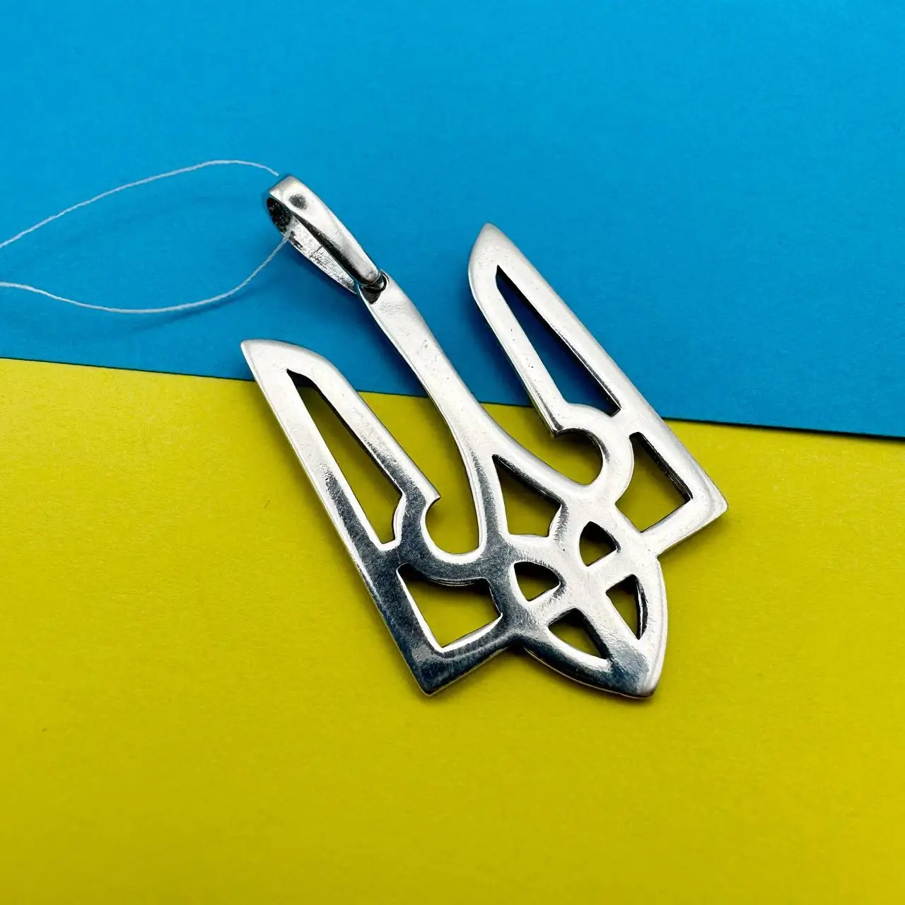 Серебряные кулоны с гербом Украины от компании Sriblo Ukraine