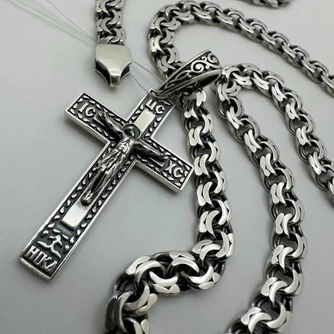 Мужской серебряный комплект плоский Бисмарк с чернением: цепочка 7.5 мм + крестик (49 г, 925 проба) от компании Sriblo Ukraine