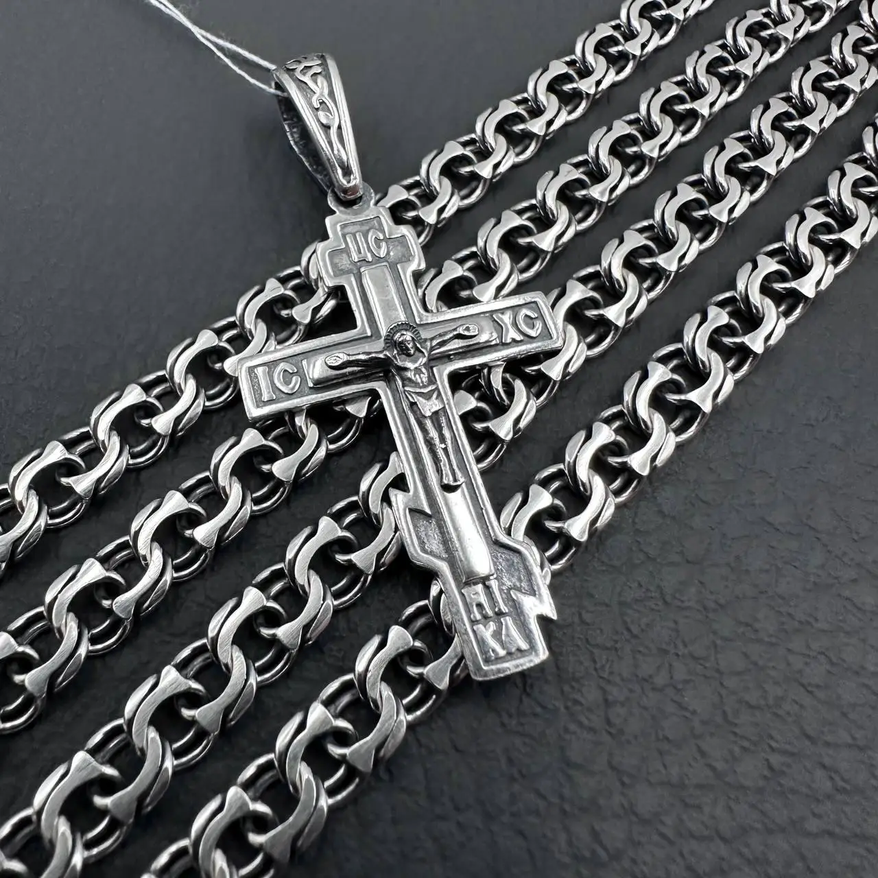 Тонкий мужской серебряный комплект Бисмарк с чернением: цепочка 5 мм + крестик (23 г, 925 проба) от компании Sriblo Ukraine
