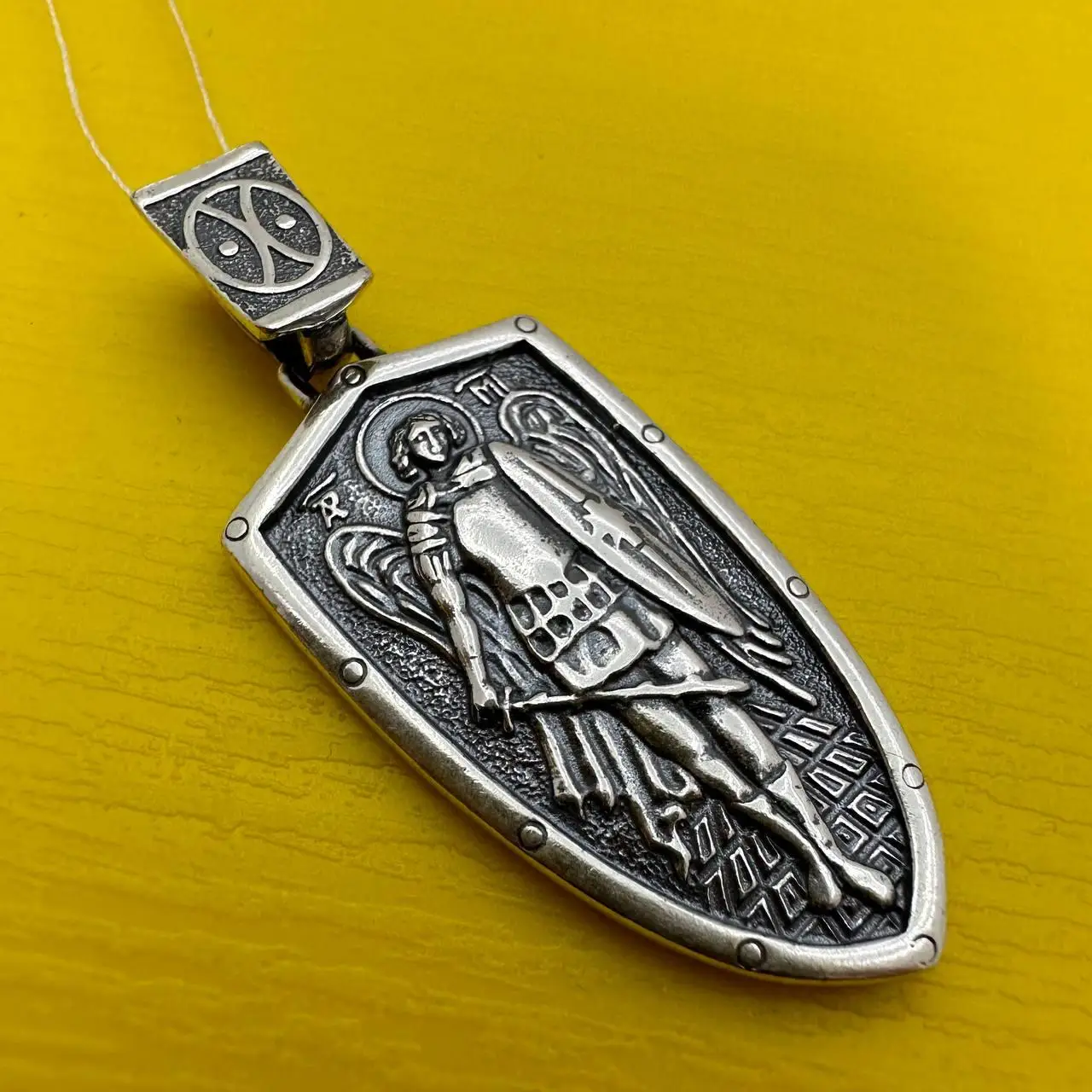 Серебряные кулоны и крестики: что подарить мужчине или женщине от компании Sriblo Ukraine